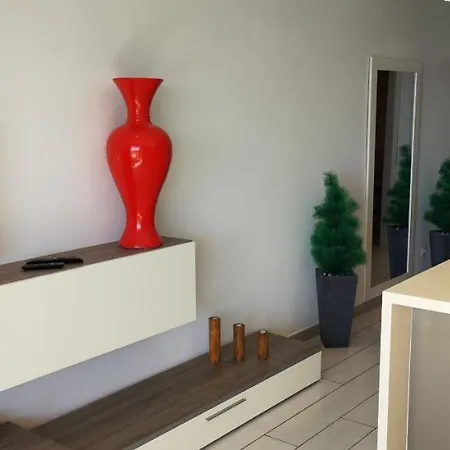 Apartamento Vaso Rojo