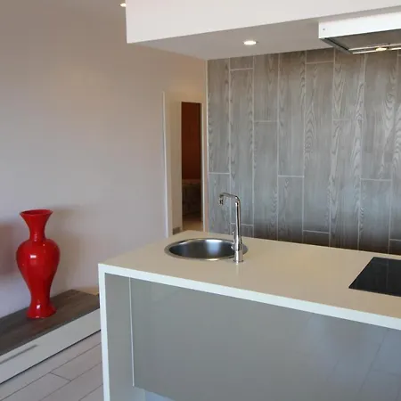 Vaso Rojo Vue Impressionnante Apartment