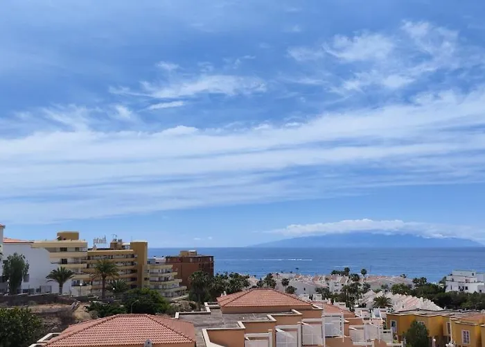 Vaso Rojo Vista Mar דירה